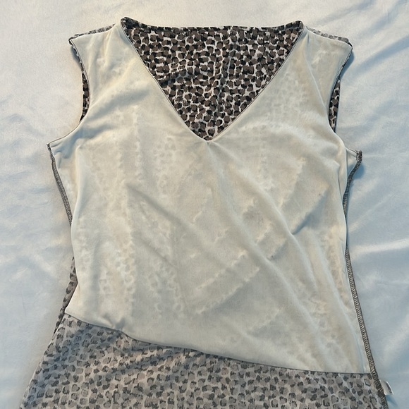 Ann Taylor Sleeveless Blouse - Picture 8 of 9